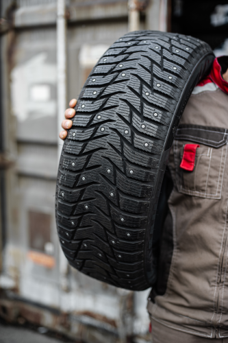 фото протектора и шины Ice Blazer WST3 Шина Sailun Ice Blazer WST3 185/60 R15 88T